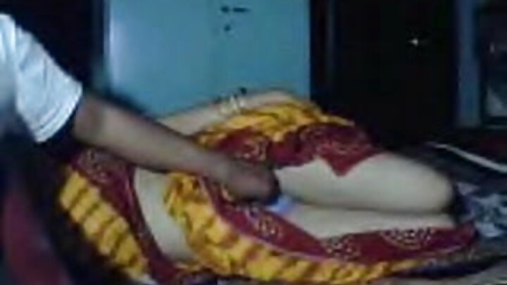 ଷ୍ଟ୍ରିପରସ୍ ସିକ୍ରେଟ୍: ଏକ ଡିକ୍ ସହିତ ଜଣେ ବନ୍ଧୁଙ୍କୁ କିପରି ଚୁଚୁମିବେ (ରୁଷୀୟ ଅନୁବାଦ)