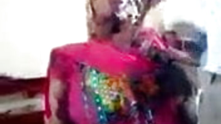 ପ୍ରିୟ ନାତୁଣୀ, ଏବେ ଜେଜେବାପା କଳା ପାଇଁ ତୁମକୁ ଚୁମ୍ବନ କରିବାକୁ ଯାଉଛନ୍ତି (ରୁଷିଆନ୍ ଅନୁବାଦ)